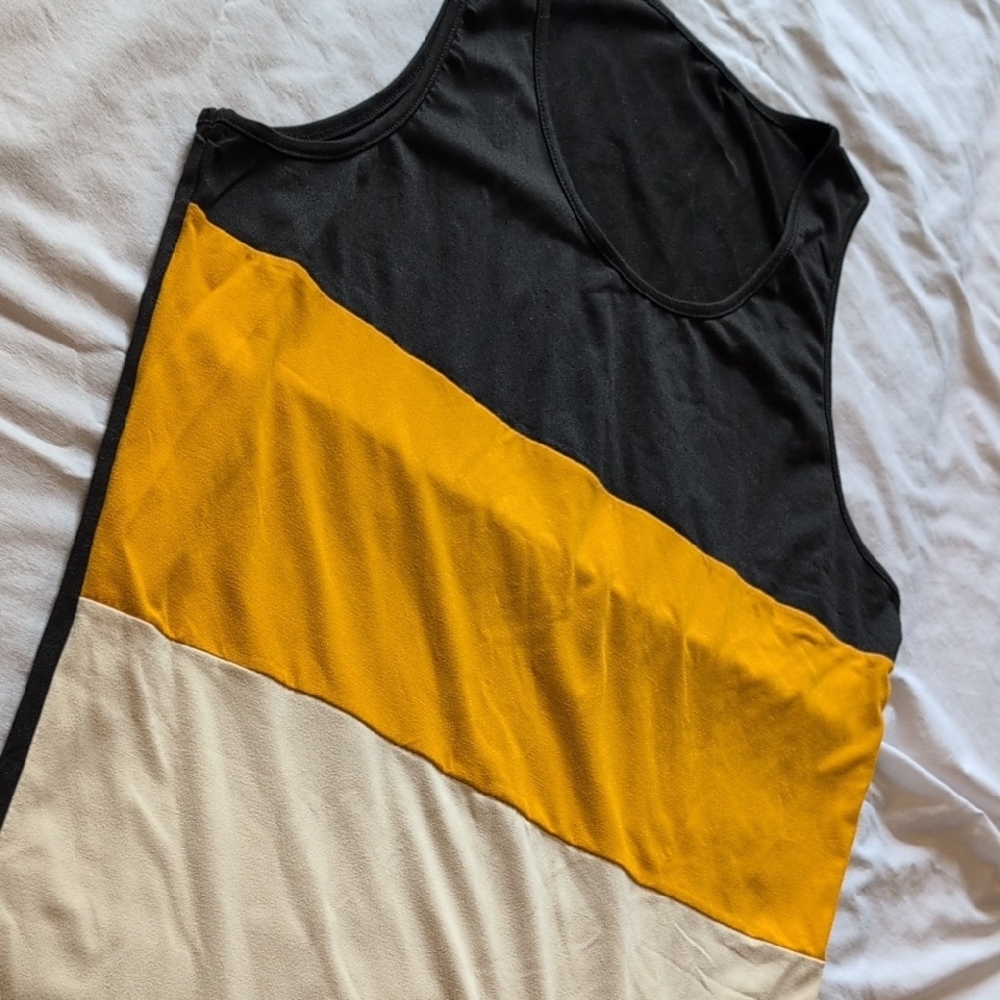 Trendy Colorblock Tank Top - Picture 3 of 6